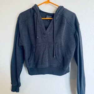 American Eagle Raglan Sweater